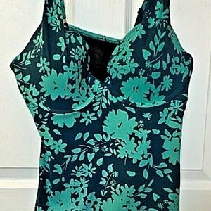 Lands’ End Bathing Suit Top size 12